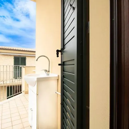 Lejlighed Balcone Vista Mare Wi-fi A/c 2 Bagni Parcheggi Porto SantʼElpidio